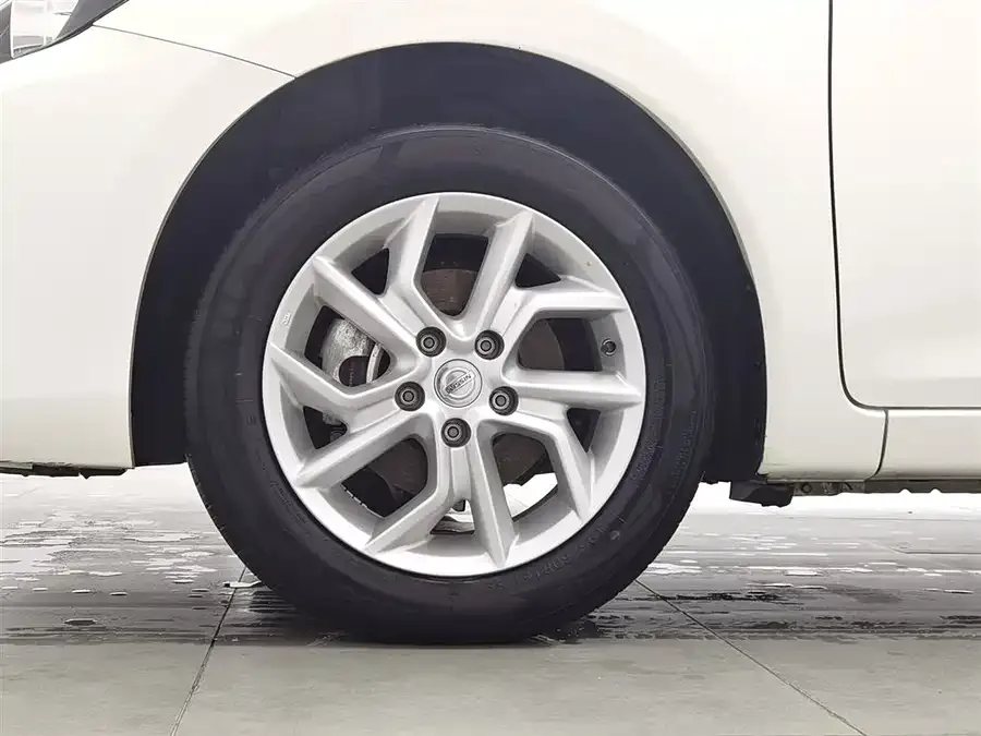 Nissan Tiida Tiida 2024 1.6L CVT Smart Edition 2024 — миниатюра 5