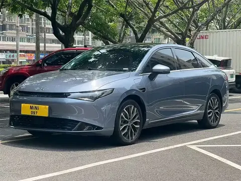 XPeng P5 2025 buy in Moscow