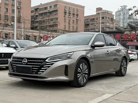 Nissan Altima 2023 купить в Москве