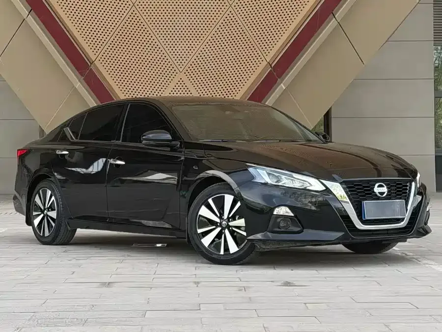 Nissan Altima Teana 2021 2.0L XL Comfort Edition 2022 — миниатюра 3