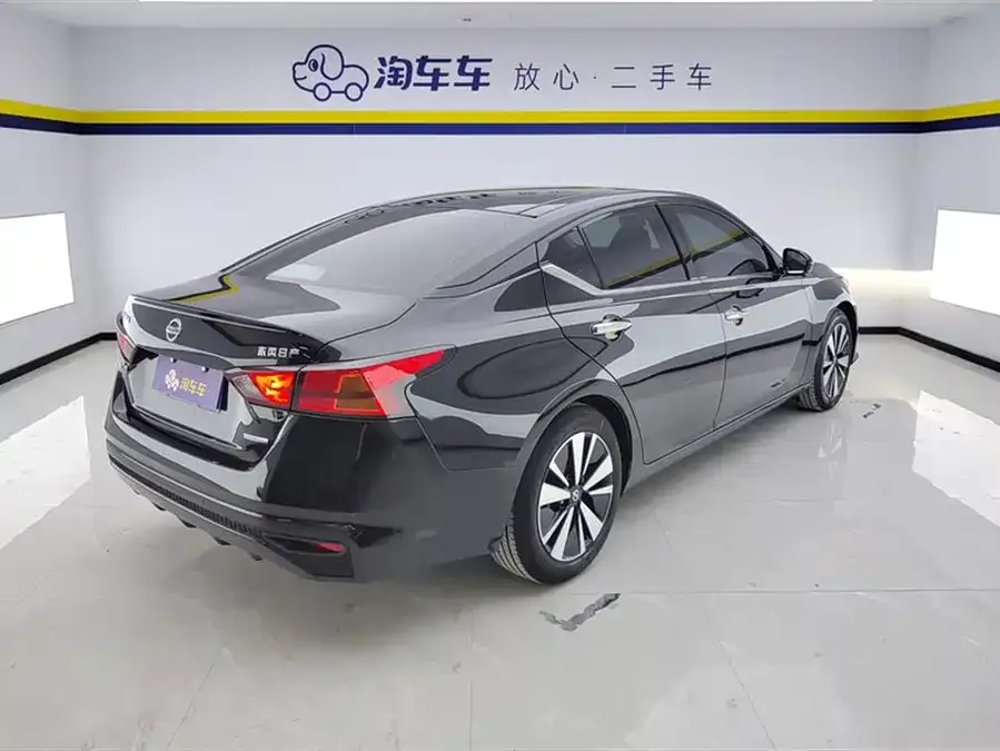 Nissan Altima Teana 2021 2.0L XL Comfort Edition 2022 — миниатюра 3