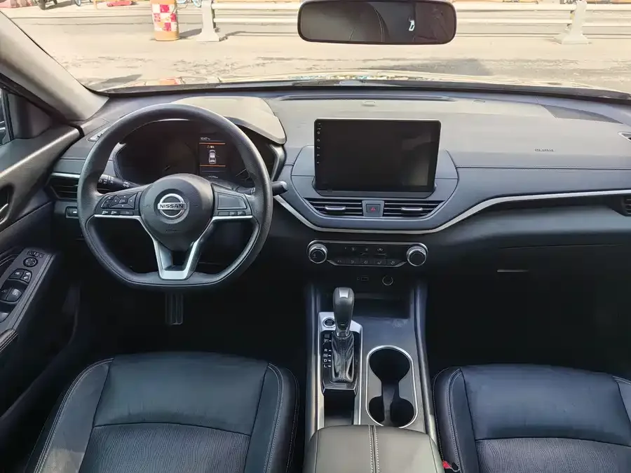 Nissan Altima Teana 2021 2.0L XL Comfort Edition 2022 — миниатюра 4