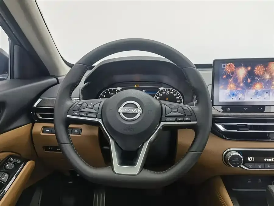 Nissan Altima 2022 Teana 2.0L XL-TLS Enjoy Edition 2023 — миниатюра 5