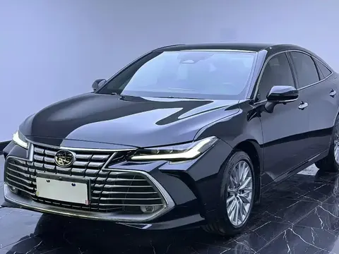 Toyota Avalon 2025 купить в Москве