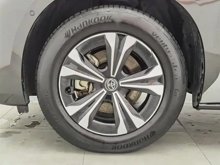 Toyota FAW bZ4X FAW Toyota bZ4X 2022 four-wheel drive high-performance PRO version 2023 — миниатюра 5