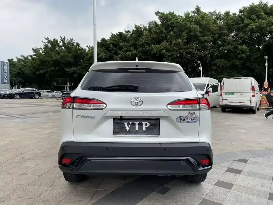 Toyota Frontlander Fenglanda 2022 2.0L CVT Luxury Edition 2022 — миниатюра 3