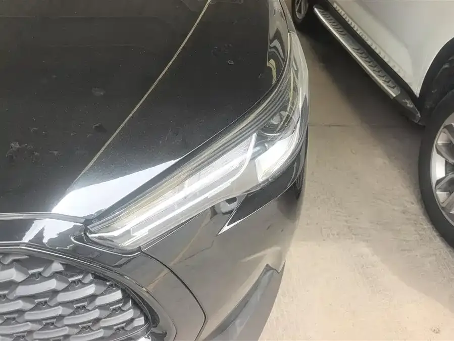 Toyota Corolla Corolla Sharp 2024 2.0L Intelligent Electric Hybrid Dual Engine Elite Edition 2025 — миниатюра 2