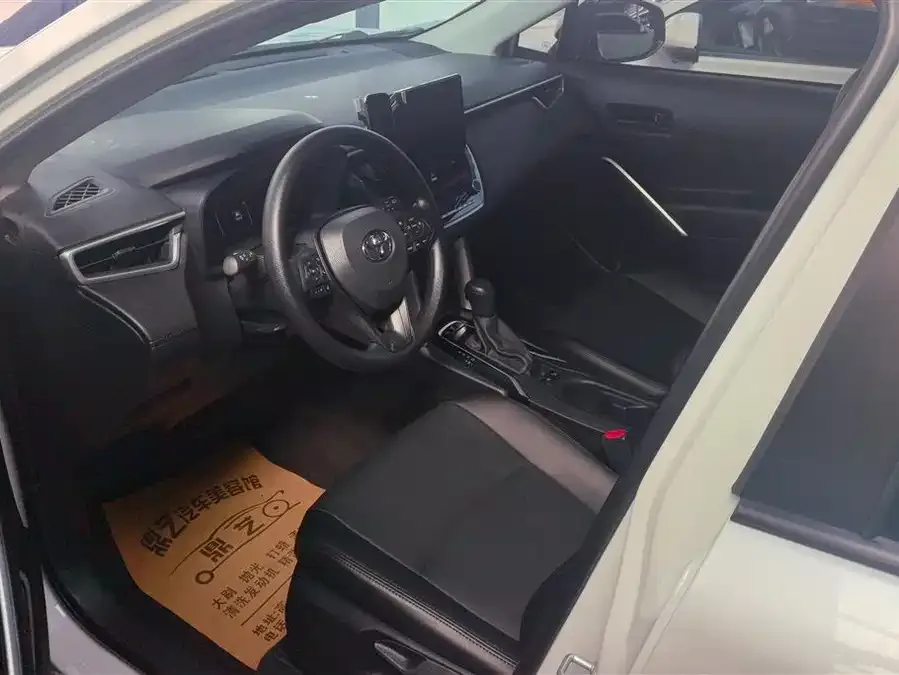 Toyota Corolla Corolla Sharp 2023 2.0L Elite Edition 2024 — миниатюра 3