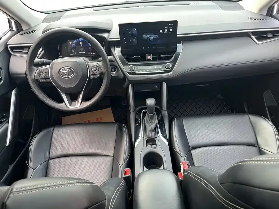 Toyota Frontlander Fenglanda 2024 2.0L CVT Leading Edition 2024 — миниатюра 2
