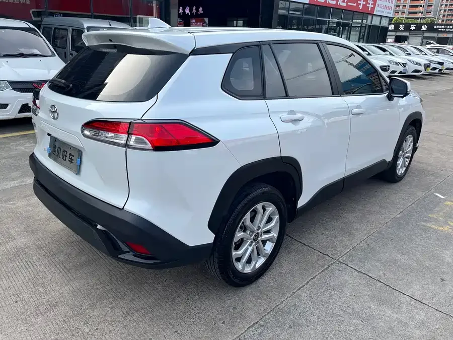 Toyota Frontlander Fenglanda 2024 2.0L CVT Leading Edition 2024 — миниатюра 4