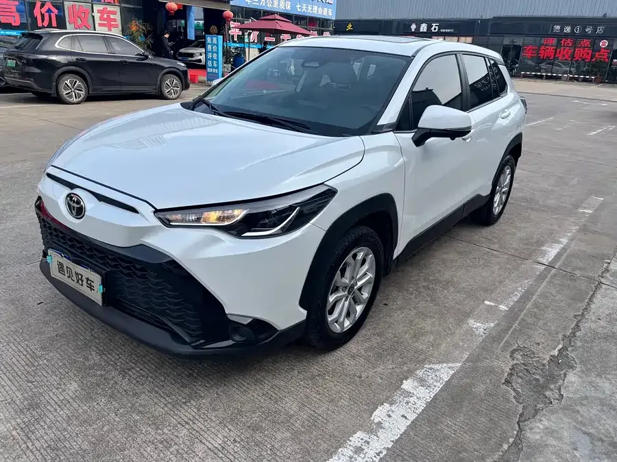 Toyota Frontlander Fenglanda 2024 2.0L CVT Leading Edition 2024 — фото 1, купить с доставкой в Москву