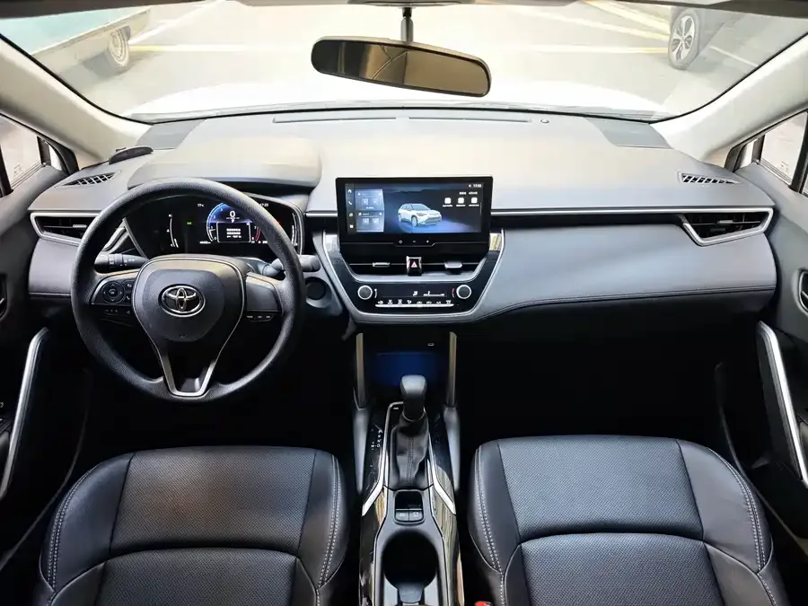 Toyota Frontlander Fenglanda 2024 2.0L CVT Elite Edition 2025 — миниатюра 3