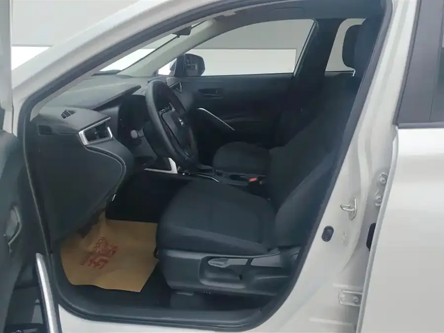 Toyota Corolla Corolla Sharp 2024 2.0L Pioneer Edition 2024 — миниатюра 3