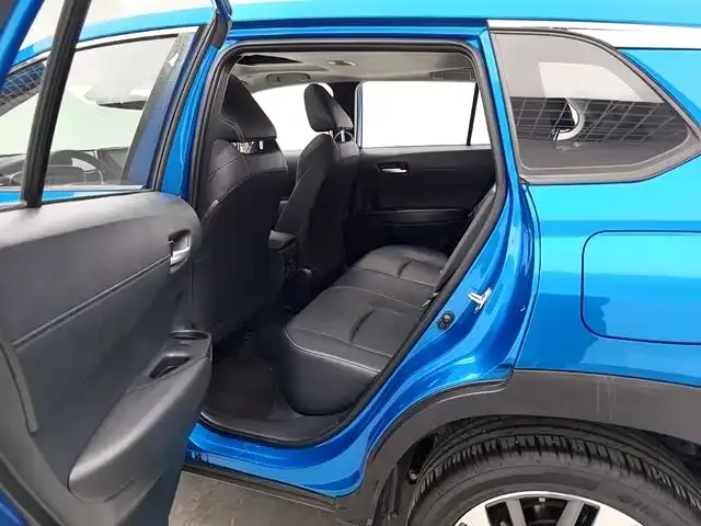 Toyota Frontlander Fenglanda 2022 2.0L CVT Luxury PLUS Edition 2022 — миниатюра 4