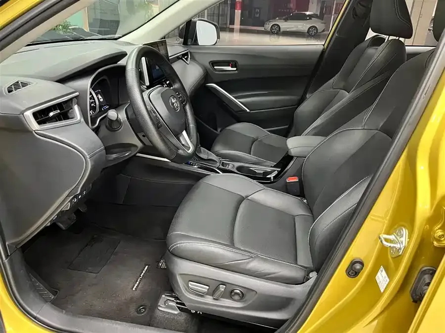 Toyota Frontlander Fenglanda 2022 2.0L CVT Luxury PLUS Edition 2022 — миниатюра 5
