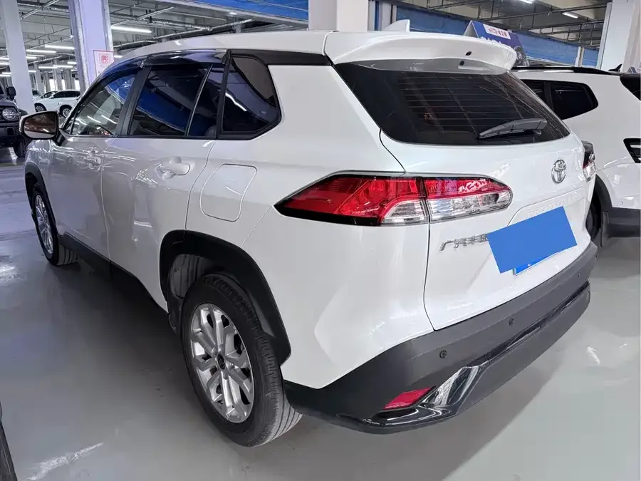 Toyota Frontlander Fenglanda 2022 2.0L CVT Premium Edition 2022 — миниатюра 5