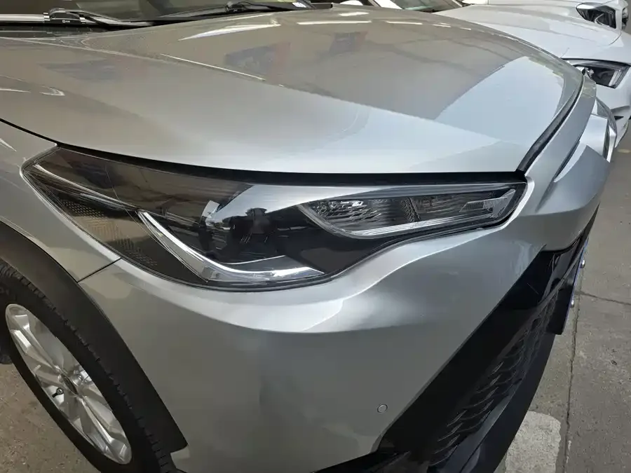 Toyota Frontlander Fenglanda 2022 2.0L CVT Leading Edition 2022 — миниатюра 2