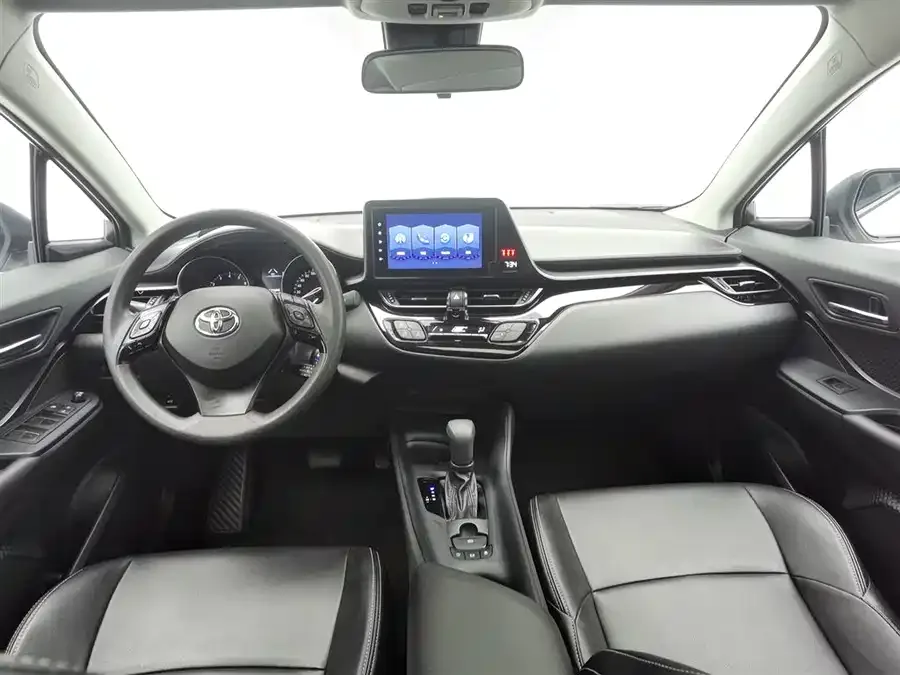 Toyota IZOA Yize IZOA 2021 2.0L Yixing Edition 2022 — миниатюра 2