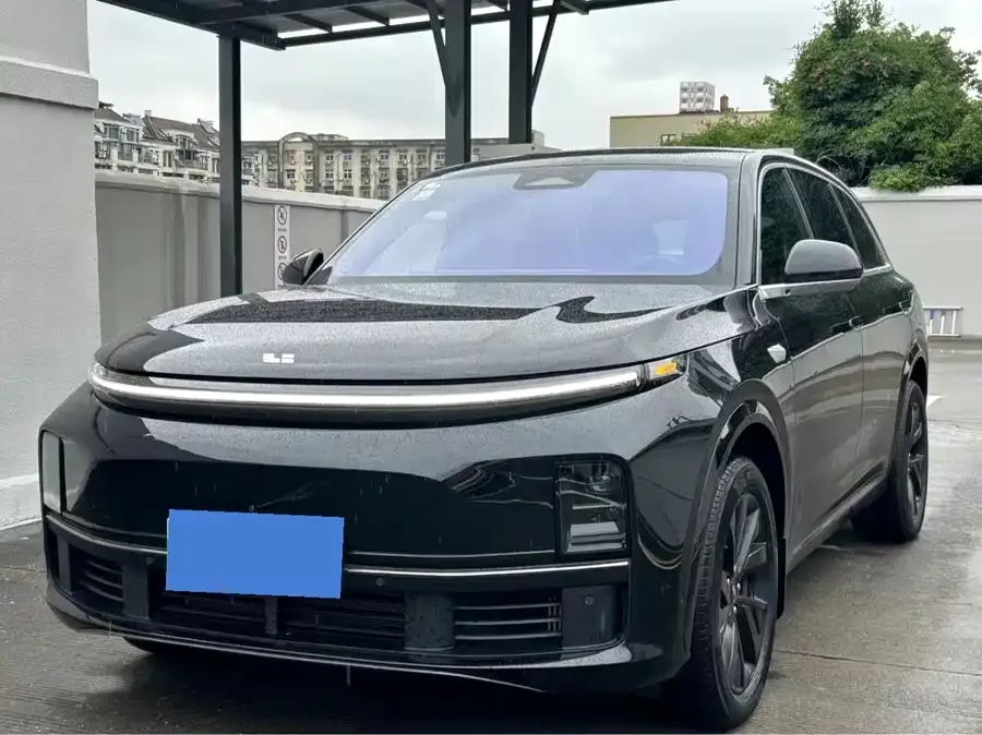 Lixiang L7 Ideal L7 2023 Pro 2024 — фото 1, купить с доставкой в Москву