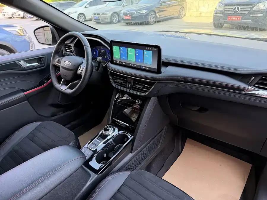 Ford Edge 2024 EcoBoost 245 4WD ST-Line Pro 2023 — миниатюра 4