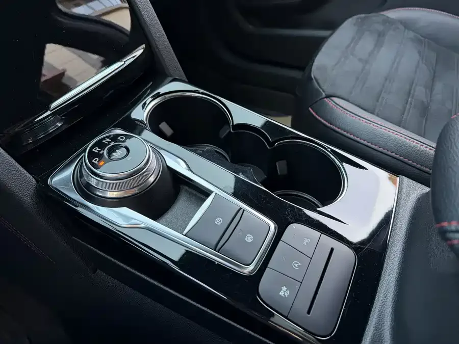 Ford Edge 2024 EcoBoost 245 4WD ST-Line Pro 2023 — миниатюра 5
