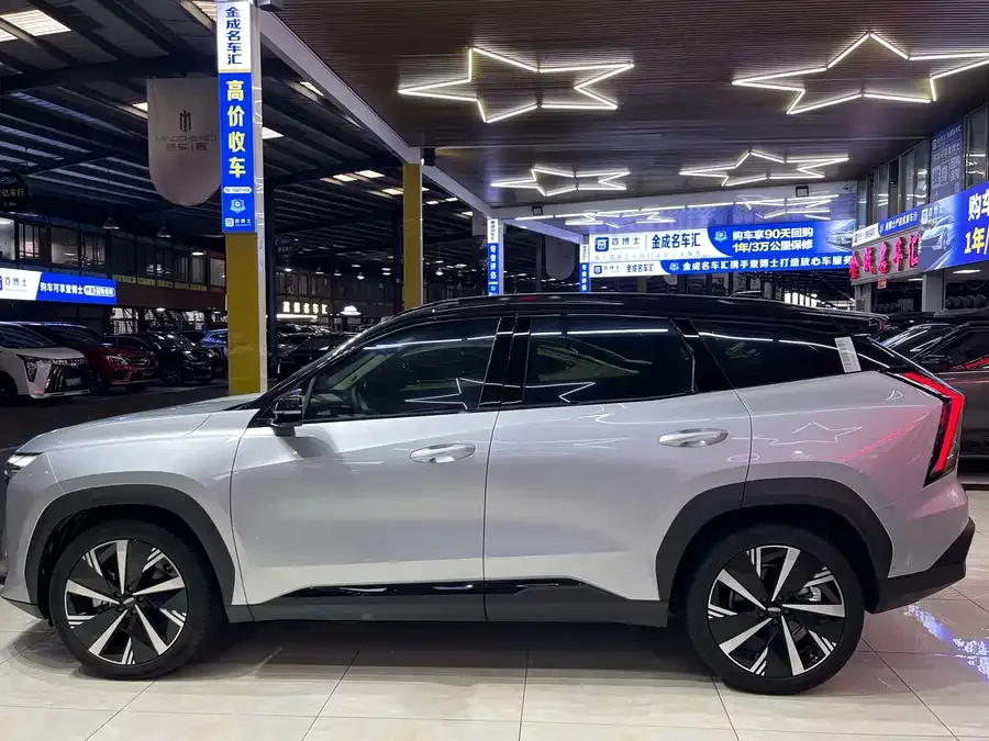 Geely Atlas L Boyue L 2024 1.5TD DCT Flagship Edition 2025 — миниатюра 2