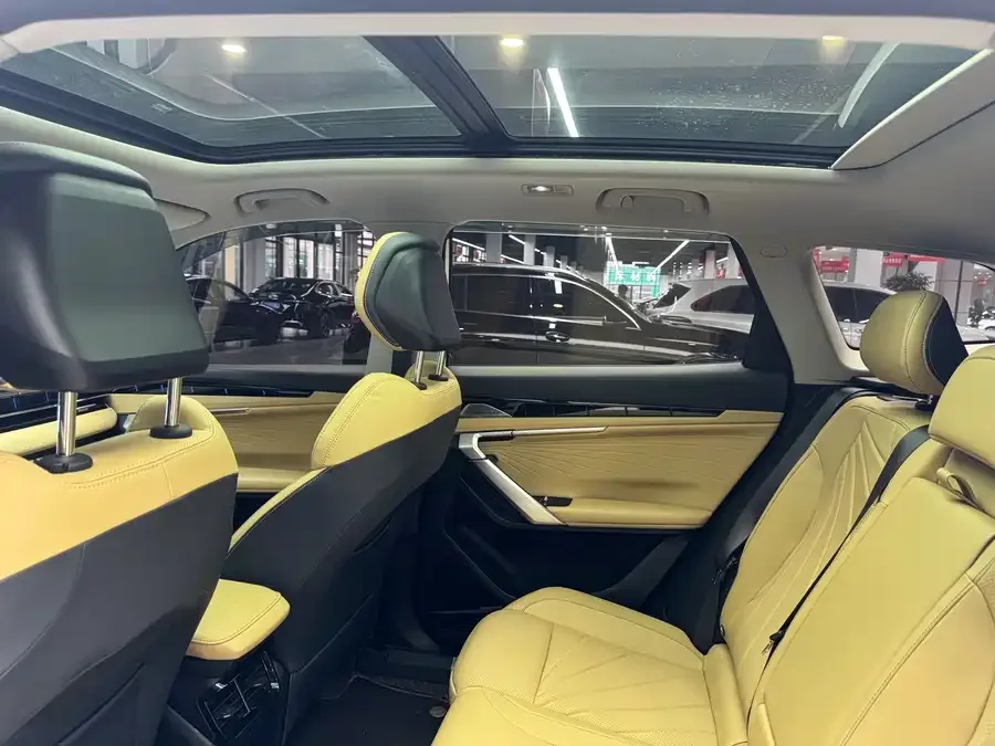Geely Atlas L Boyue L 2023 1.5TD DCT Premium Edition 2023 — миниатюра 5