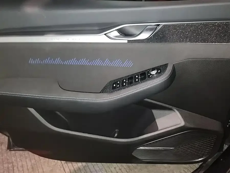 Geely Xingrui Xingrui 2025 Dongfangyao 2.0TD Moon-Watching Edition 2024 — миниатюра 4