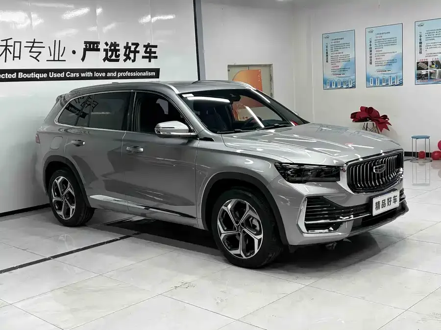 Geely Monjaro Xingyue L 2025 2.0TD Automatic Cloud Edition 2025 — миниатюра 3