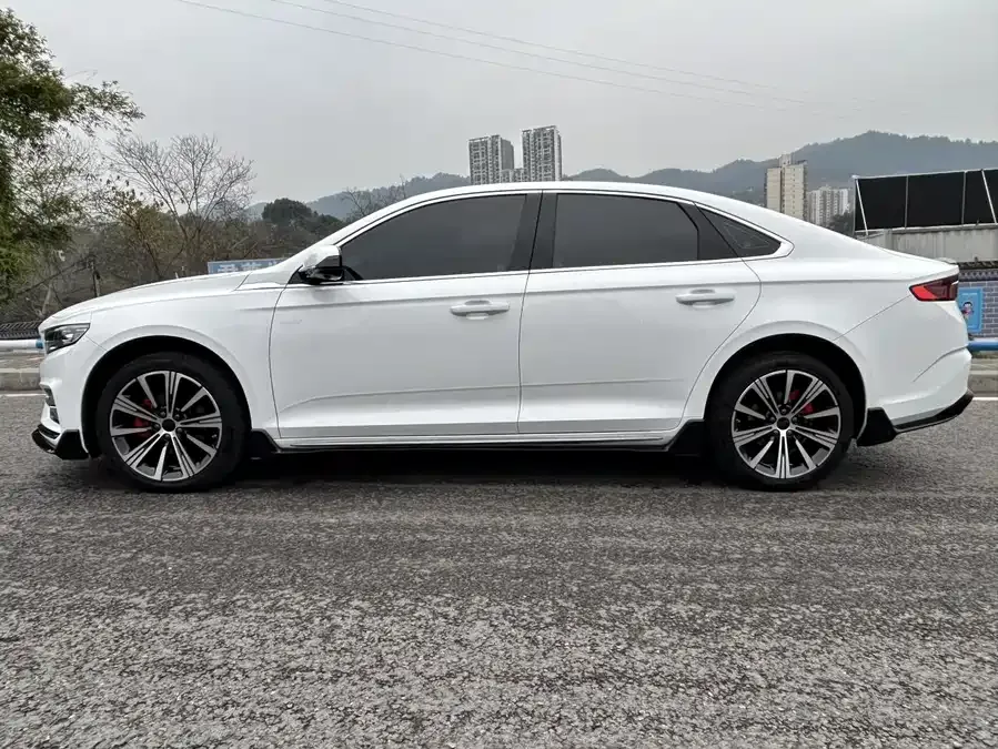 Geely Xingrui Xingrui 2025 Dongfangyao 2.0TD Star-gathering Edition 2025 — миниатюра 2