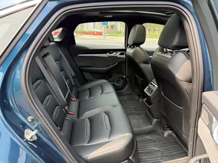 Geely Xingrui Xingrui 2023 2.0TD only available in green version 2023 — миниатюра 5