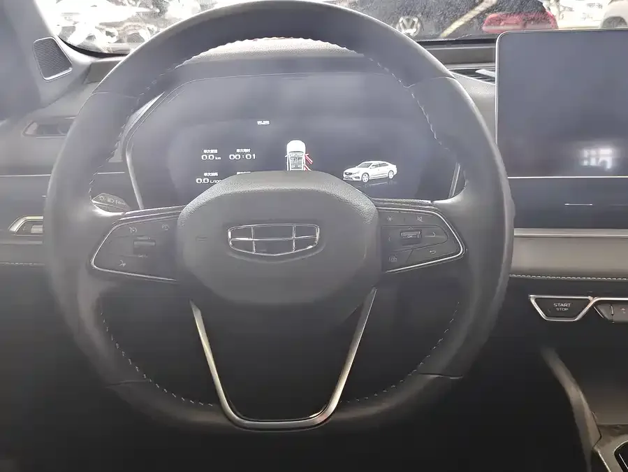 Geely Xingrui Xingrui 2023 1.5TD Fuyao Edition 2024 — миниатюра 4