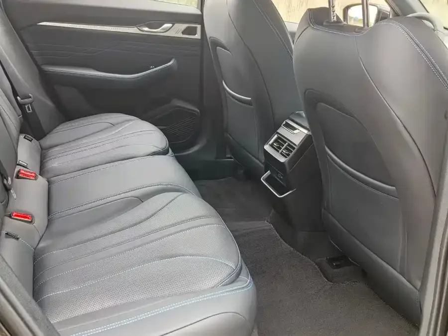 Geely Xingrui Xingrui 2026 Oriental Yao 1.5TD Jinghong Edition 2025 — миниатюра 2