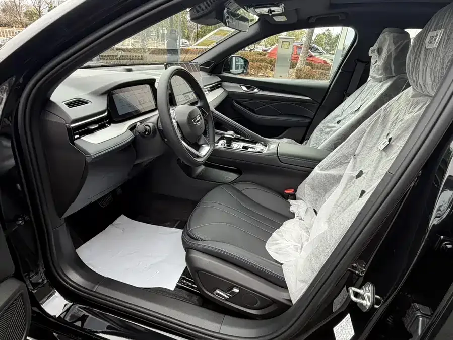 Geely Xingrui Xingrui 2026 Dongfang Yao 1.5TD Kunlun Edition 2026 — миниатюра 5