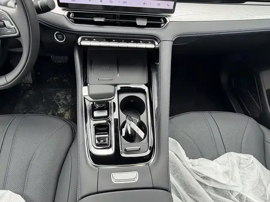 Geely Xingrui Xingrui 2026 Dongfang Yao 1.5TD Kunlun Edition 2026 — миниатюра 5
