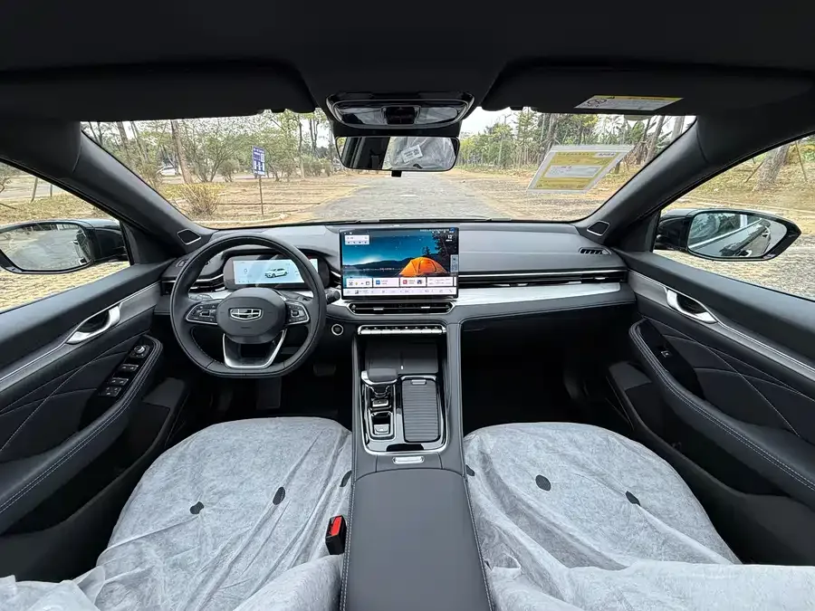 Geely Xingrui Xingrui 2026 Dongfang Yao 1.5TD Kunlun Edition 2026 — миниатюра 2