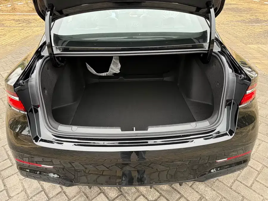 Geely Xingrui Xingrui 2026 Dongfang Yao 1.5TD Kunlun Edition 2026 — миниатюра 5