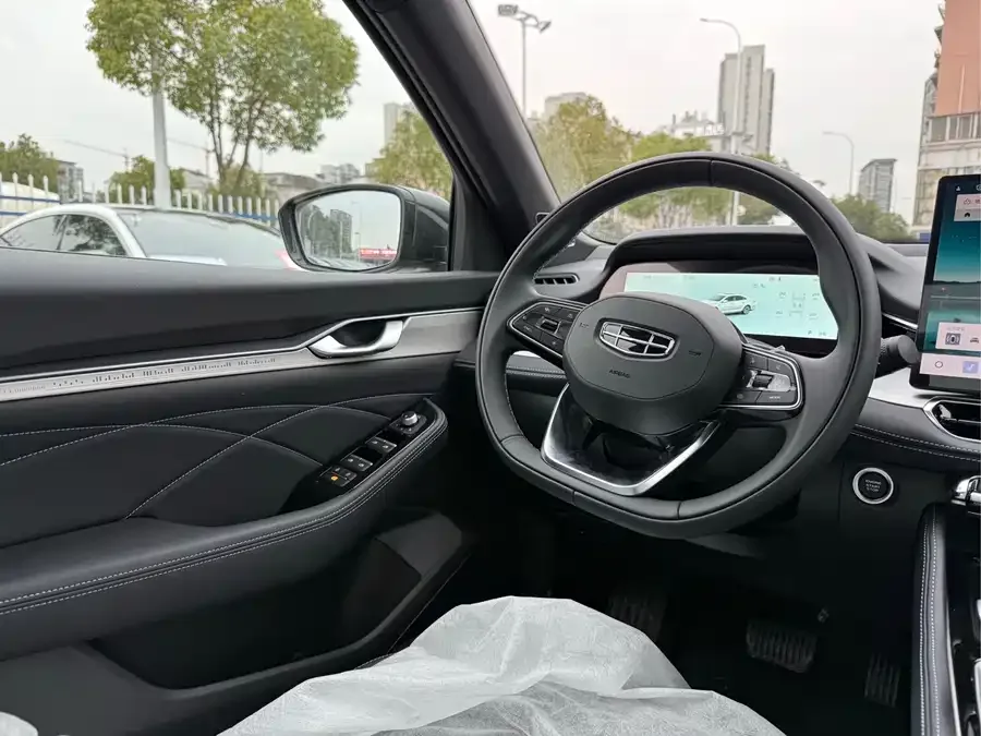 Geely Xingrui Xingrui 2026 Oriental Yao 1.5TD Fuyao Edition 2026 — миниатюра 3