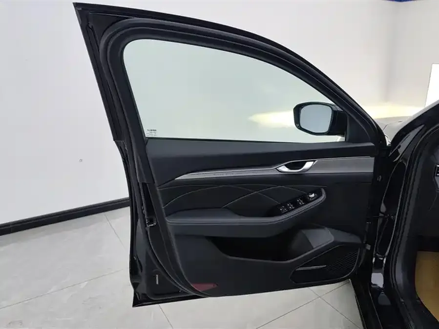 Geely Xingrui Xingrui 2026 Oriental Yao 1.5TD Fuyao Edition 2026 — миниатюра 4