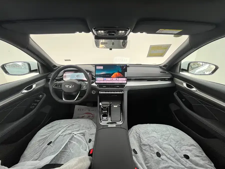 Geely Xingrui Xingrui 2026 Dongfang Yao 1.5TD Kunlun Edition 2026 — миниатюра 2