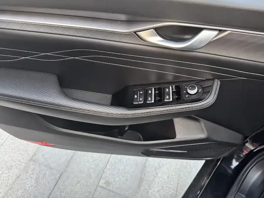 Geely Xingrui Xingrui 2023 2.0TD Luxury 2022 — миниатюра 4