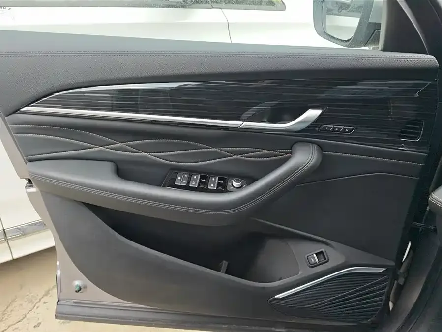 Geely Monjaro Xingyue L 2024 2.0TD DCT EVO 2WD Changfeng Edition 2026 — миниатюра 4