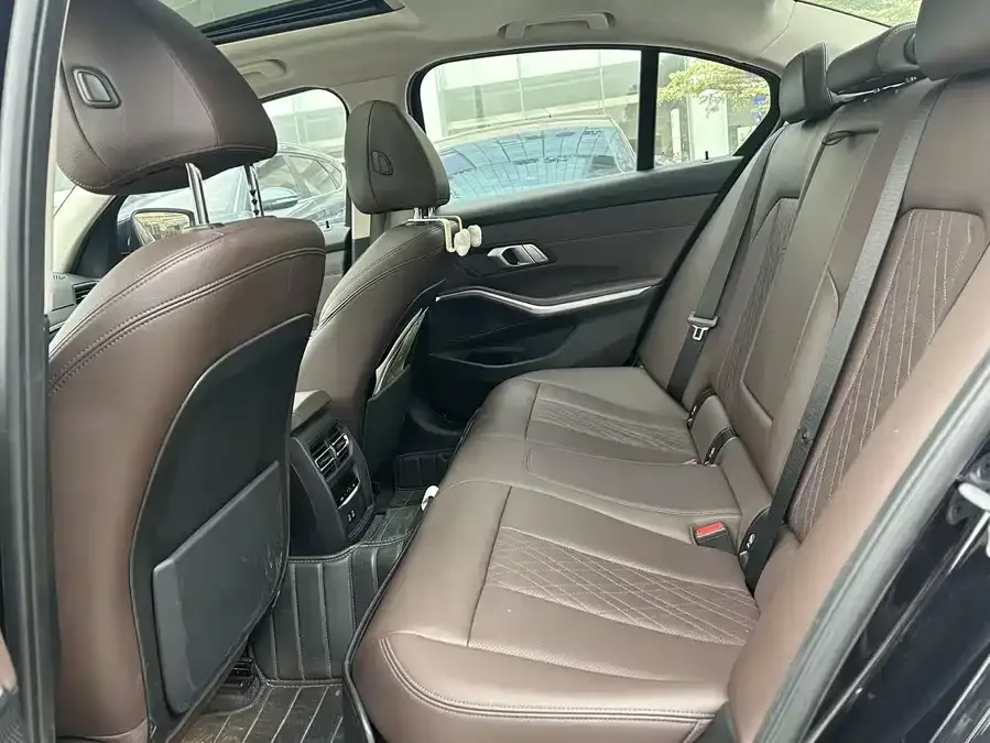 BMW 3 series BMW 3 Series 2021 325i M Sport Package 2022 — миниатюра 4