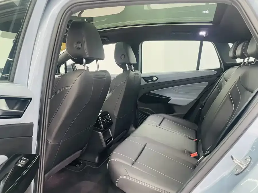 Volkswagen ID.4 X ID.4 X 2025 Smart Edition Pure Smart Edition 2024 — миниатюра 5
