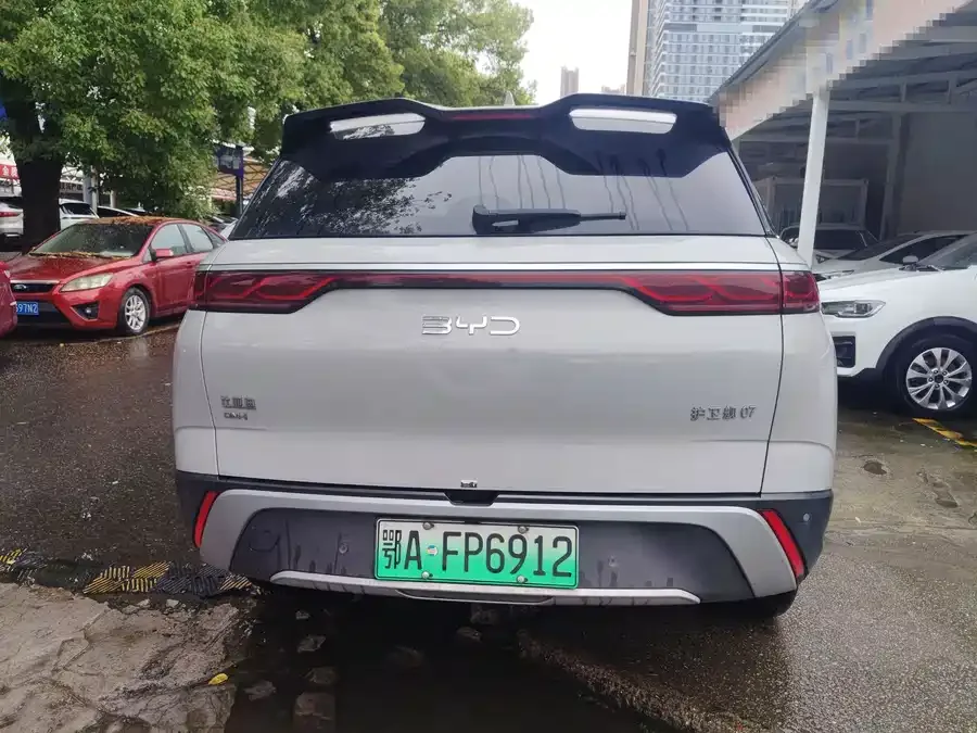 BYD frigate 07 Frigate 07 2024 Glory Edition DM-i 205KM Flagship 2024 — миниатюра 5