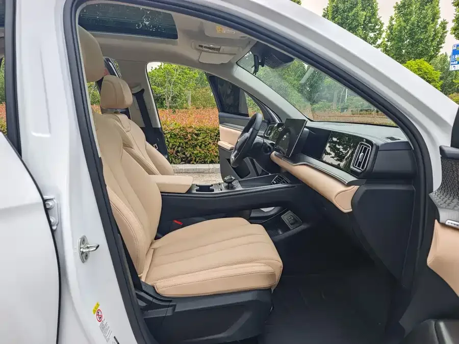 BYD Song Pro New Energy Song Pro New Energy 2025 Second Generation Intelligent Driving Edition DM-i 115KM Beyond Edition 2025 — миниатюра 2