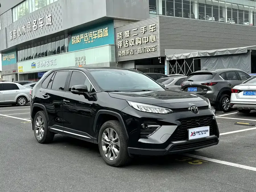 Toyota Wildlander Wildlander 2023 2.0L CVT 2WD Urban Edition 2024 — миниатюра 3