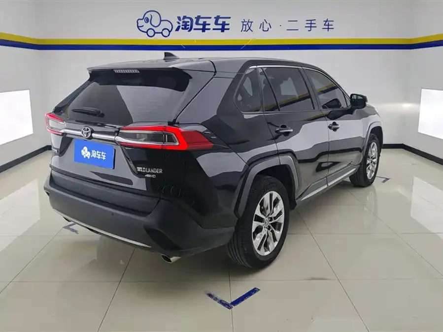 Toyota Wildlander Wildlander 2022 2.0L CVT 4WD Luxury Edition 2022 — миниатюра 3