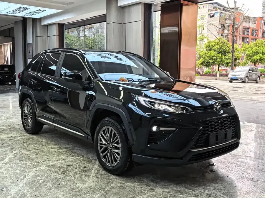 Toyota Wildlander Wildlander 2024 2.0L CVT 2WD Luxury PLUS Edition 2024 — миниатюра 3