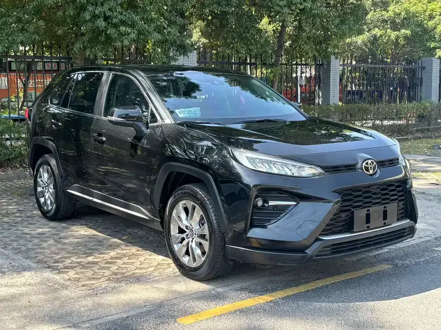 Toyota Wildlander Wildlander 2023 2.0L CVT 2WD Urban Edition 2024 — миниатюра 3